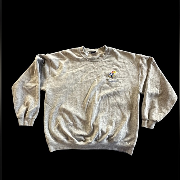 Kansas University Alumni Association Sweatshirt • Size L - Picture 4 of 7